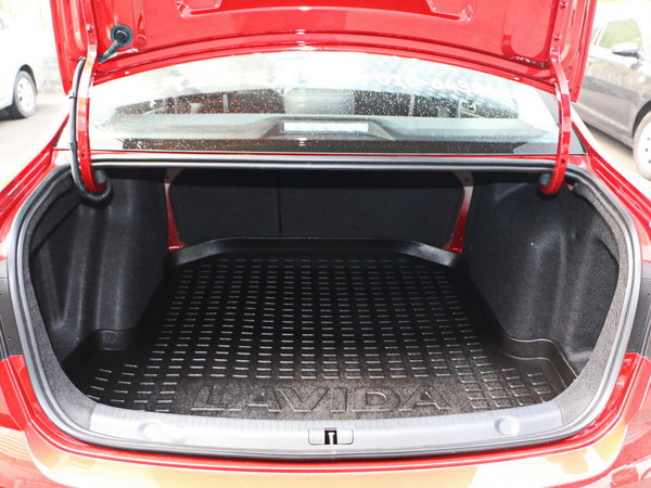 ‘开云电竞官方网站’FC31最新试飞照曝光:灰色涂装洋气旁边三轮车抢眼(图1) 开云电竞